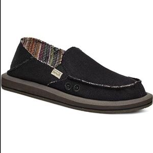 Sanuk Black Slip-On Shoes size 5